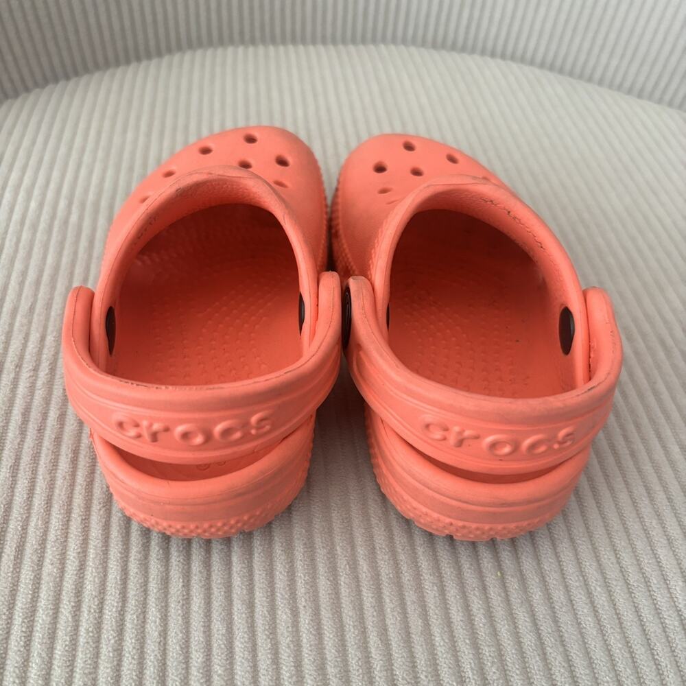Crocs Classic Clogs Toddler Coral Red Comfort Slip-On Strap Cushion - Picture 4 of 6